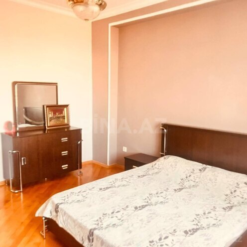 Сдаётся 3-комн. новостройка 110 м², м. Ази Асланов, photo 5 from 16