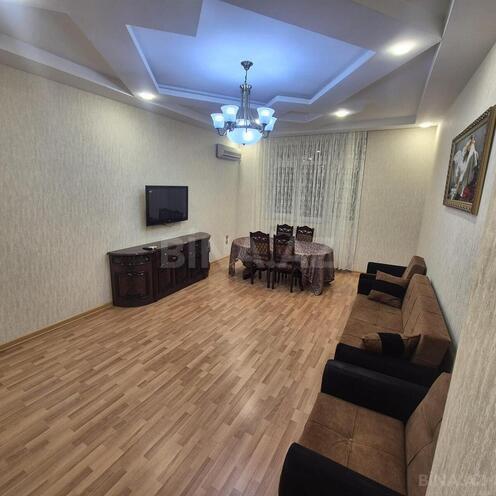 Продается 3-комн. новостройка 125 м², м. Мемар Аджеми, photo 1 from 24