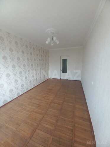 Продается 3-комн. вторичка 70 м², м. Ази Асланов, photo 4 from 14