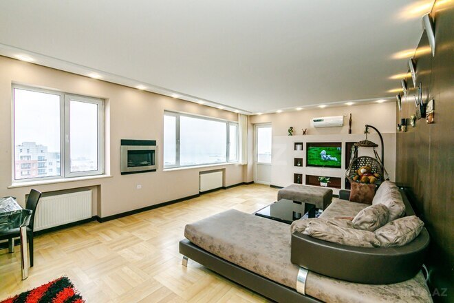 Сдаётся 3-комн. новостройка 100 м², м. Ичеришехер, photo 4 from 19