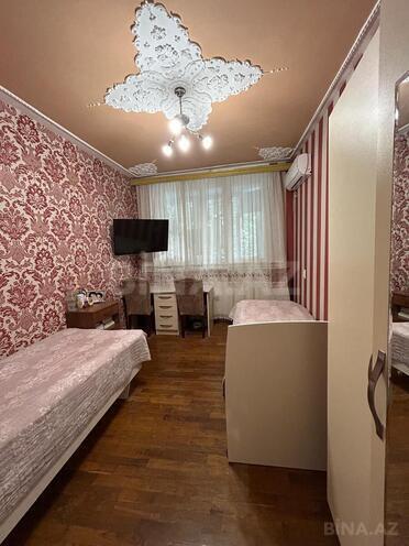 Продаётся 3-комн. вторичка 73 м², photo 1 from 13