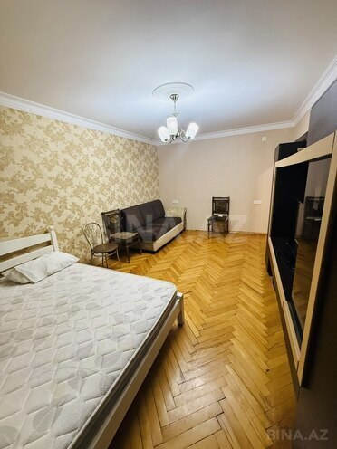 Satılır 1 otaqlı köhnə tikili 30 m², Elmlər Akademiyası m., photo 4 from 11
