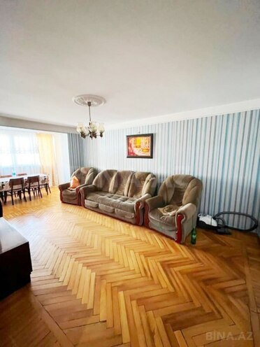 Сдается 3-комн. вторичка 75 м², м. Элмляр Академиясы, photo 1 from 10