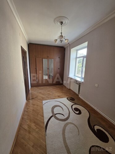 Продаётся 2-комн. вторичка 60 м², м. Элмляр Академиясы, photo 6 from 12