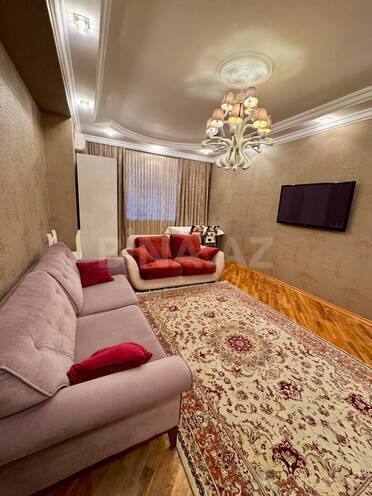 İcarəyə verilir 2 otaqlı yeni tikili 80 m², 28 May m., photo 1 from 11
