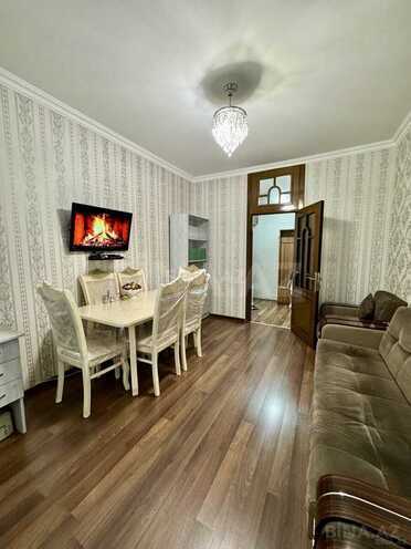 Satılır 4 otaqlı köhnə tikili 110 m², İnşaatçılar m., photo 4 from 20