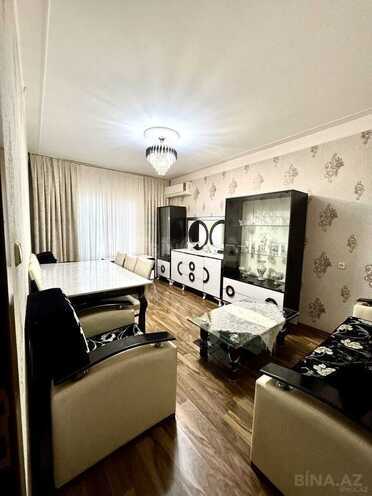 Satılır 4 otaqlı köhnə tikili 110 m², İnşaatçılar m., photo 16 from 20