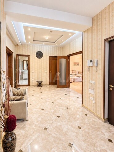 Satılır 3 otaqlı yeni tikili 161 m², 28 May m., photo 3 from 8