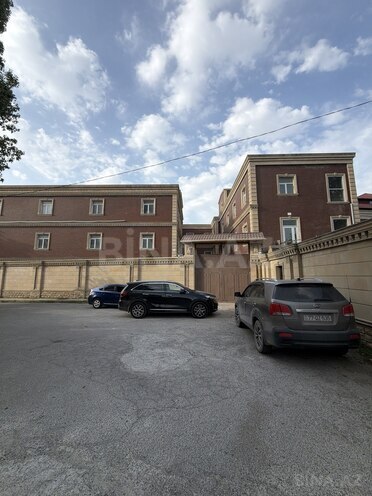 Продаётся  объект 3 000 м², пос. Бакиханова, photo 1 from 17