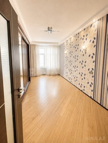 Продается 3-комн. вторичка 140 м², м. Низами, photo 6 from 13