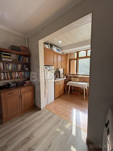 Satılır 2 otaqlı köhnə tikili 65 m², Həzi Aslanov m., photo 8 from 17