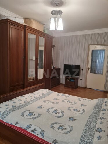 Продаётся 3-комн. вторичка 70 м², м. Ази Асланов, photo 7 from 11