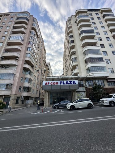İcarəyə verilir 3 otaqlı yeni tikili 140 m², 28 May m., photo 21 from 22