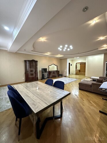 İcarəyə verilir 3 otaqlı yeni tikili 140 m², 28 May m., photo 3 from 22