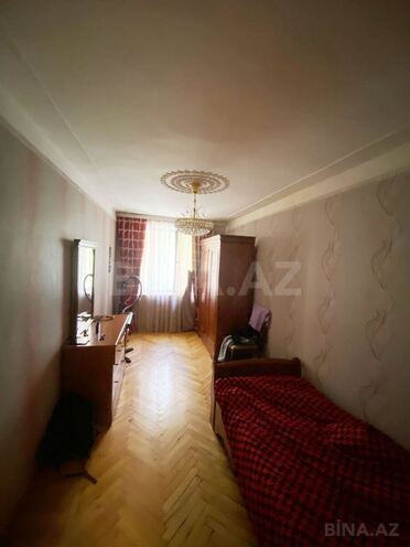 Satılır 3 otaqlı köhnə tikili 75 m², İnşaatçılar m., photo 4 from 9