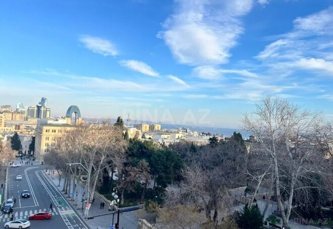 Сдаётся 2-комн. вторичка 63 м², м. Ичеришехер, photo 12 from 19