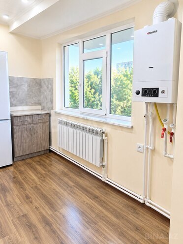 Продается 3-комн. вторичка 80 м², м. Нефтчиляр, photo 5 from 18