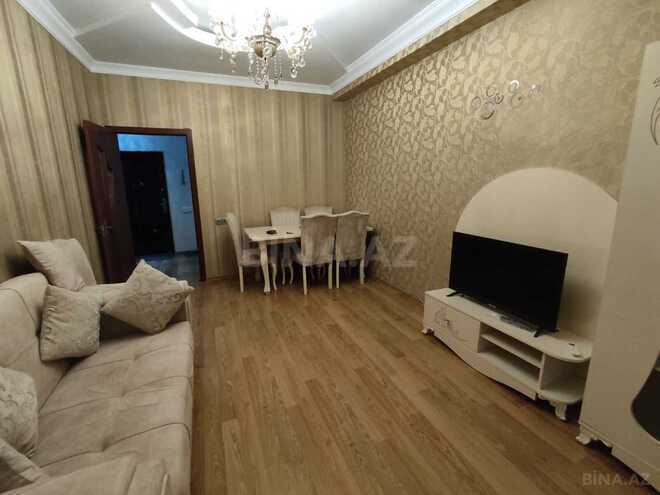 Сдаётся 2-комн. вторичка 70 м², м. Ази Асланов, photo 1 from 6