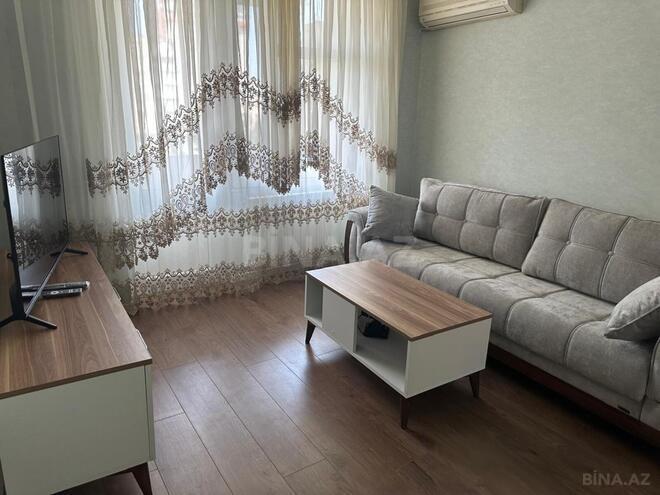 Сдается 2-комн. вторичка 55 м², м. Нефтчиляр, photo 5 from 16