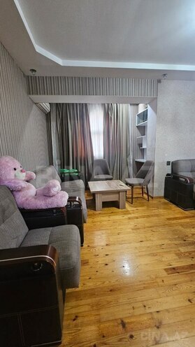 Сдается 2-комн. вторичка 50 м², Бинагадинский р., photo 4 from 14