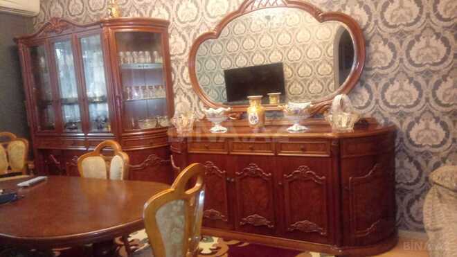 Продается 3-комн. вторичка 70 м², м. Элмляр Академиясы, photo 1 from 22