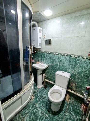 Продаётся 4-комн. вторичка 80 м², м. 28 мая, photo 12 from 16