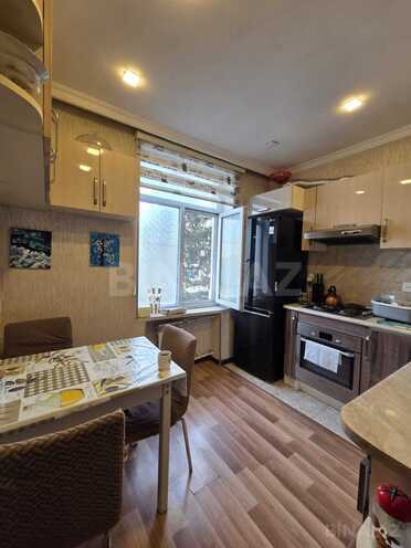 Satılır 3 otaqlı köhnə tikili 105 m², Elmlər Akademiyası m., photo 20 from 28