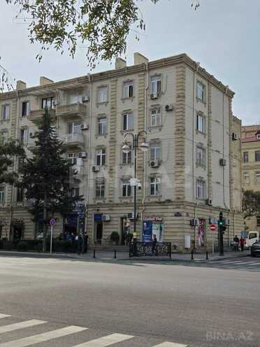 Satılır 3 otaqlı köhnə tikili 105 m², Elmlər Akademiyası m., photo 3 from 28