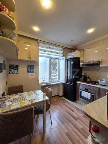 Satılır 3 otaqlı köhnə tikili 105 m², Elmlər Akademiyası m., photo 16 from 28