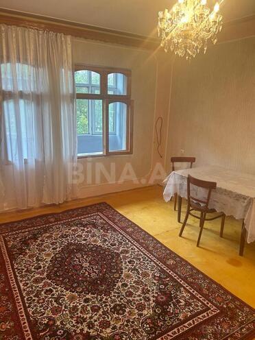 Продаётся 3-комн. вторичка 74 м², photo 1 from 16