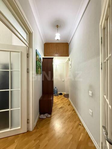 Продается 2-комн. вторичка 65 м², м. Элмляр Академиясы, photo 10 from 15