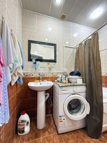 Продается 2-комн. вторичка 65 м², м. Элмляр Академиясы, photo 11 from 15