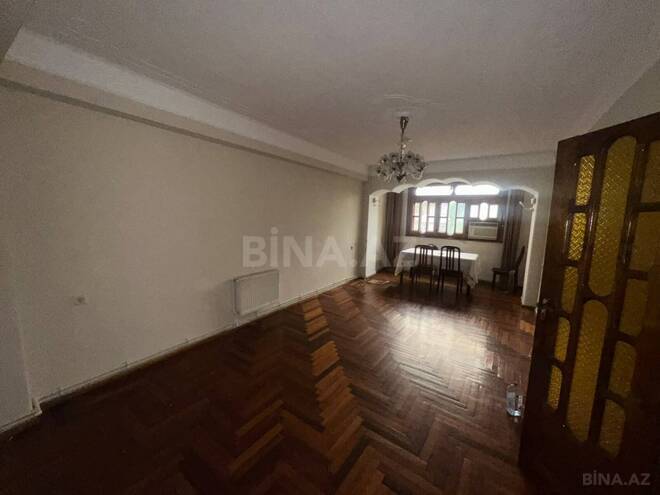 Satılır 3 otaqlı köhnə tikili 90 m², Gənclik m., photo 3 from 14