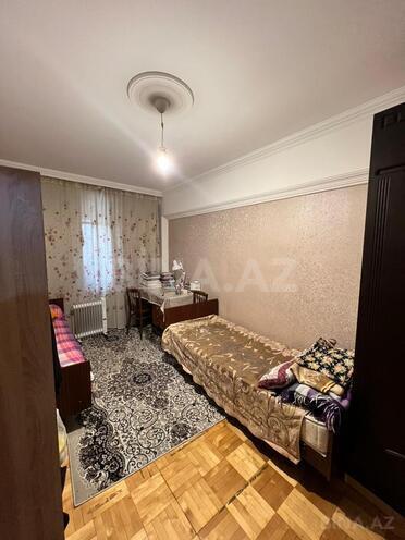 Satılır 2 otaqlı köhnə tikili 65 m², Gənclik m., photo 15 from 28