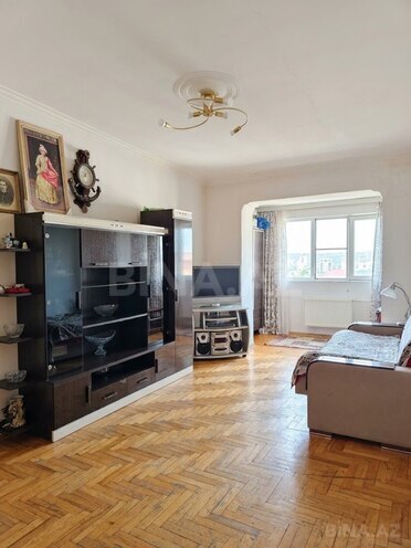 Продаётся 3-комн. вторичка 78.6 м², м. Халглар Достлугу, photo 1 from 10