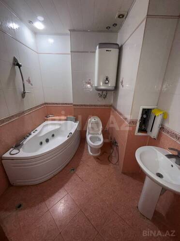 Сдается 2-комн. новостройка 80 м², м. 8 ноября, photo 7 from 9