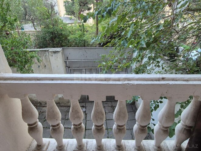 Продаётся 4-комн. вторичка 140 м², Хатаинский р., photo 23 from 27