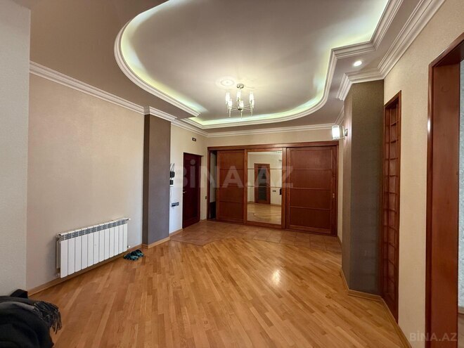 İcarəyə verilir 3 otaqlı yeni tikili 200 m², 28 May m., photo 12 from 15