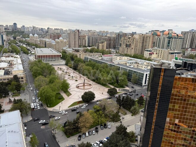 İcarəyə verilir 3 otaqlı yeni tikili 200 m², 28 May m., photo 4 from 15