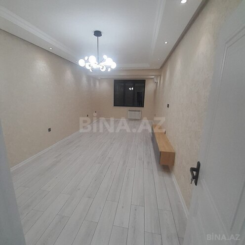 Сдается 3-комн. новостройка 130 м², м. Нефтчиляр, photo 3 from 14