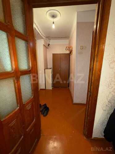 Сдается 1-комн. вторичка 35 м², м. Нефтчиляр, photo 4 from 12