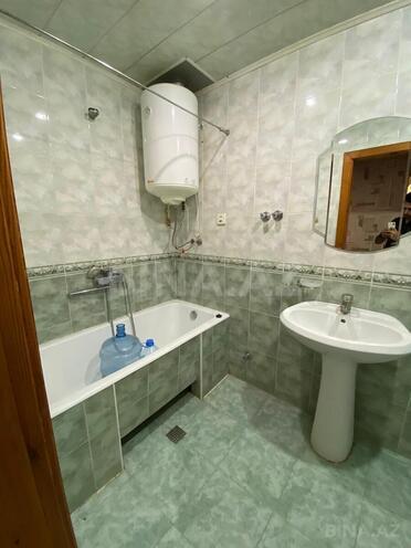Satılır 2 otaqlı köhnə tikili 60 m², Bakıxanov q., photo 12 from 14