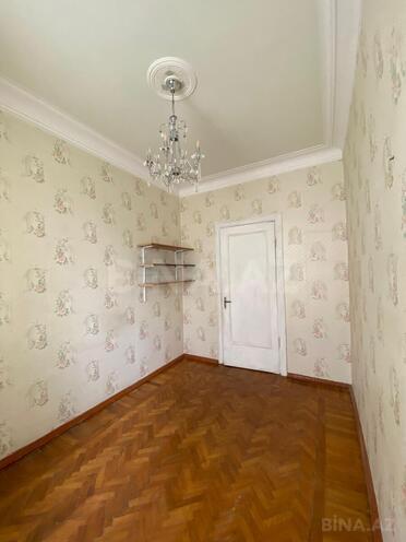 Satılır 2 otaqlı köhnə tikili 60 m², Bakıxanov q., photo 9 from 14