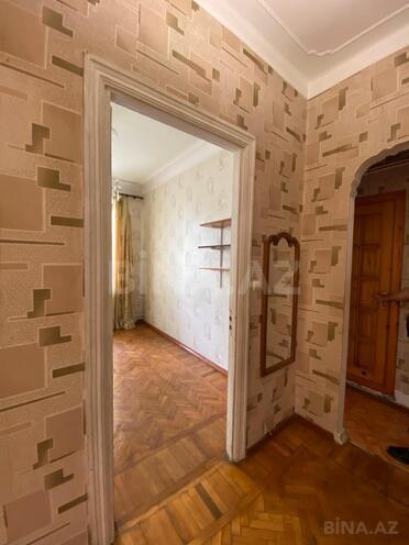 Satılır 2 otaqlı köhnə tikili 60 m², Bakıxanov q., photo 4 from 14