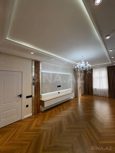 Продается 3-комн. новостройка 120 м², м. Ази Асланов, photo 1 from 17