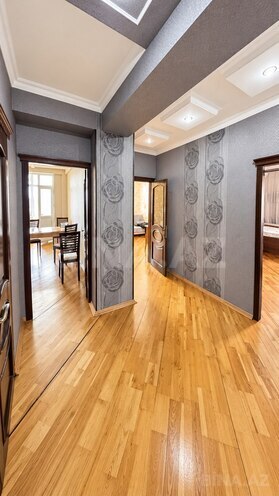 Satılır 3 otaqlı yeni tikili 130 m², İnşaatçılar m., photo 4 from 12