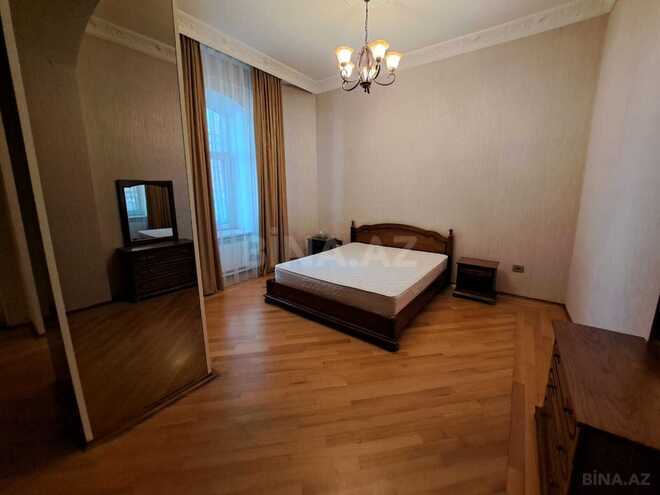 İcarəyə verilir 4 otaqlı köhnə tikili 260 m², Sahil m., photo 5 from 11