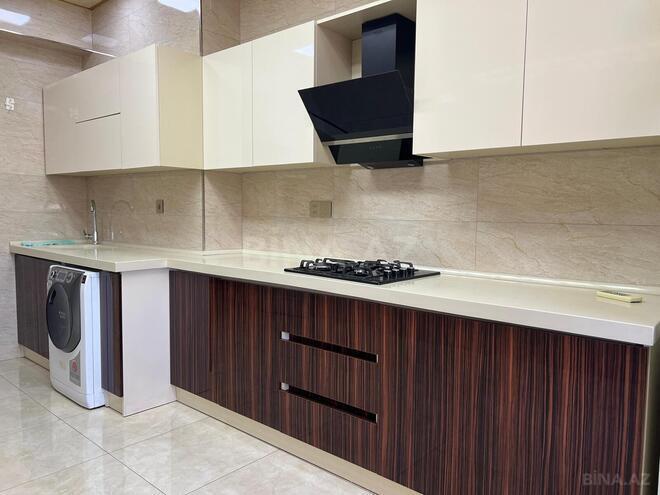 Сдаётся 3-комн. новостройка 135 м², м. Элмляр Академиясы, photo 19 from 28