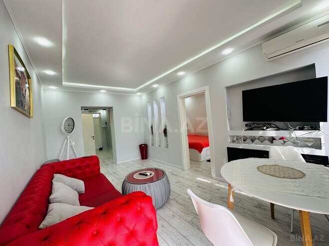 İcarəyə verilir 2 otaqlı köhnə tikili 60 m², Sahil m., photo 4 from 13
