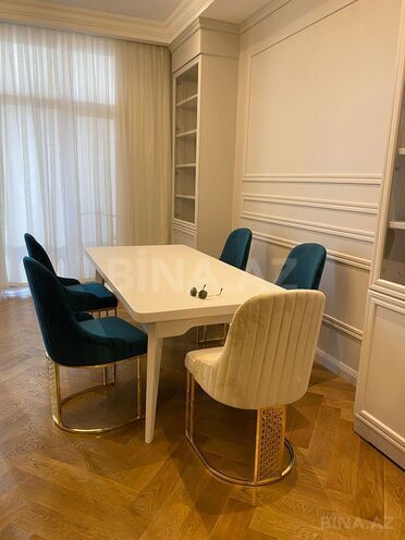 İcarəyə verilir 3 otaqlı yeni tikili 180 m², 28 May m., photo 14 from 22